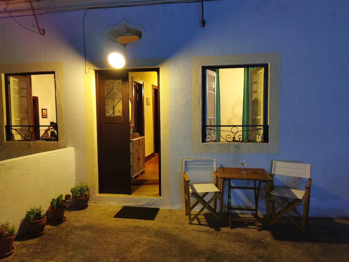 Casa Do Sr. Falcao Miranda do Corvo Esterno foto